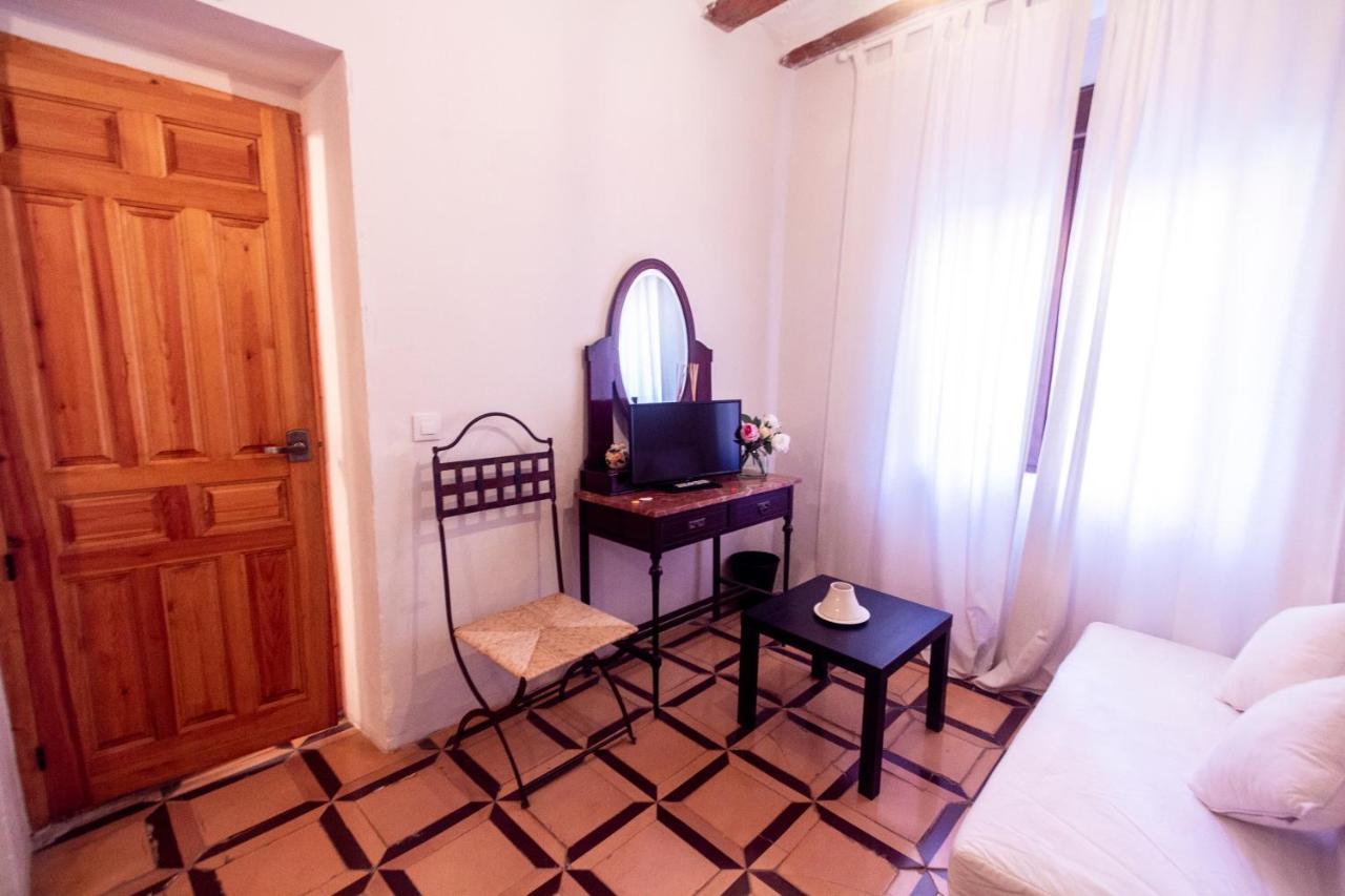 Triple Room Private Bathroom