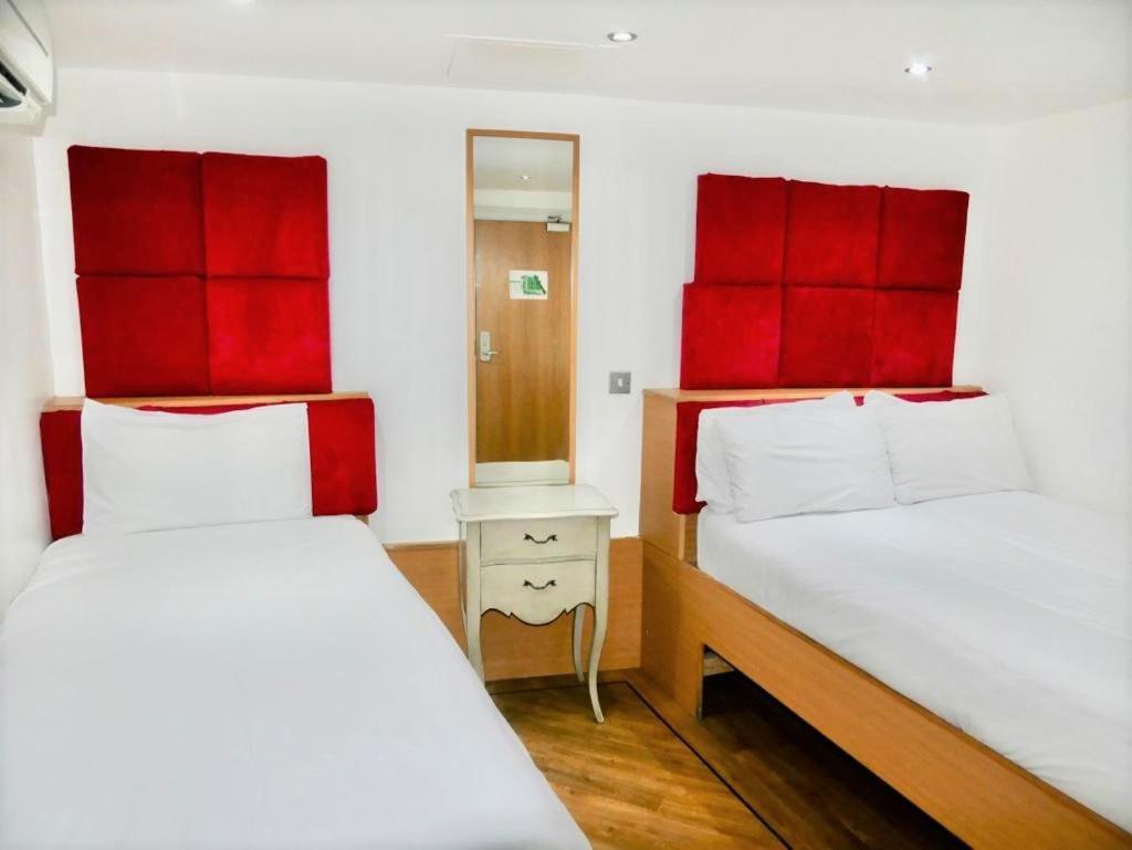 Triple Room without window