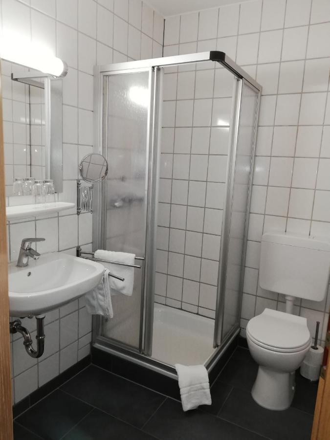Double or Twin Room Private Bathroom