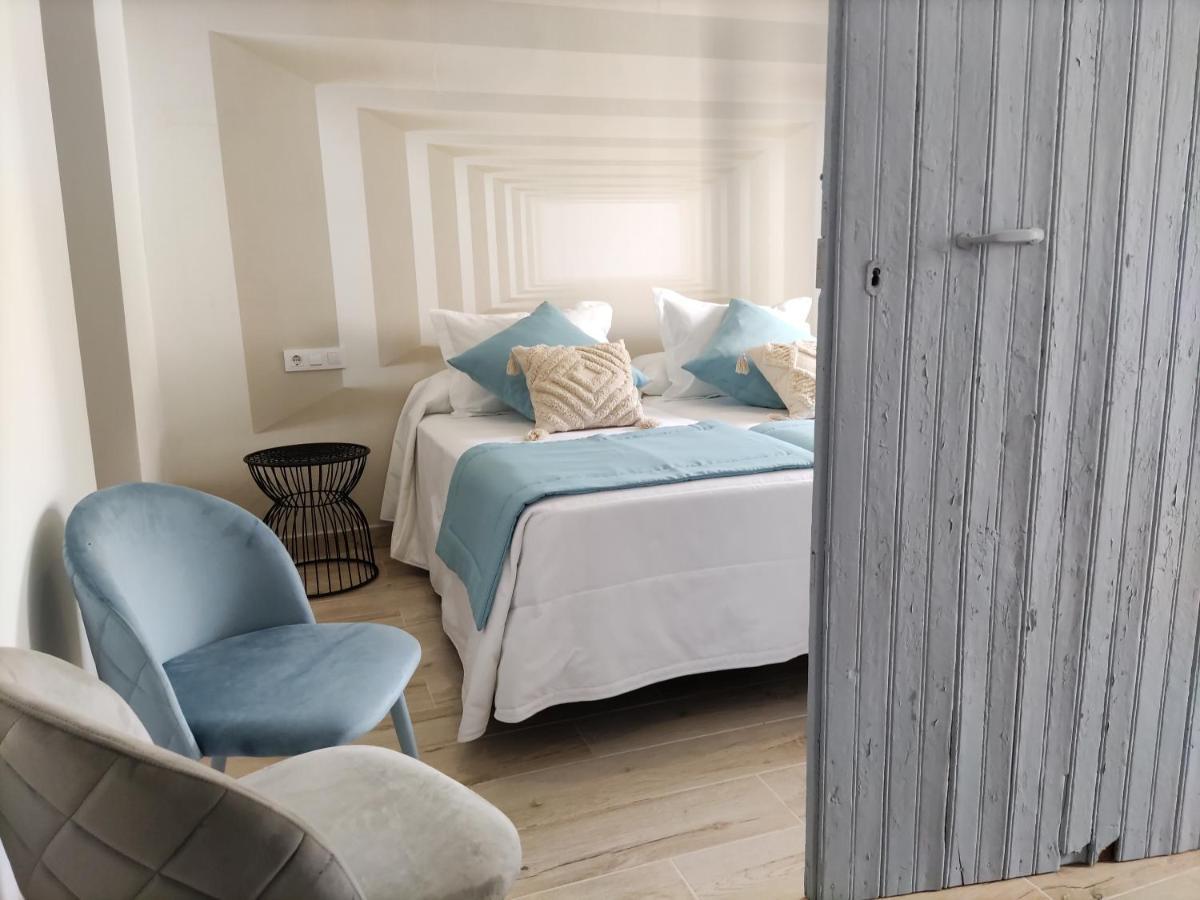 Quadruple Room,1593912274:JPEG
