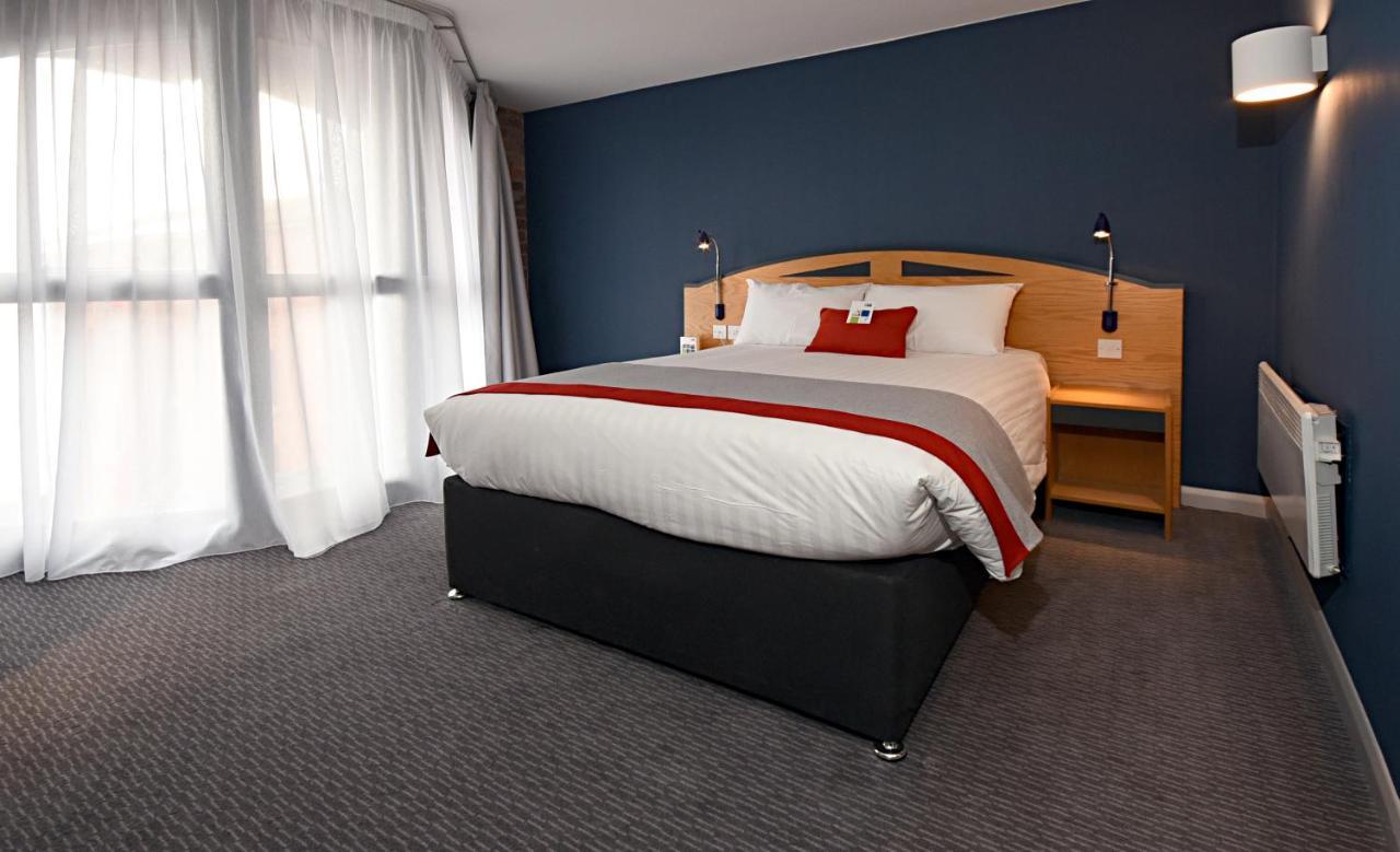 Standard Double Room Hot,1015759684:JPEG