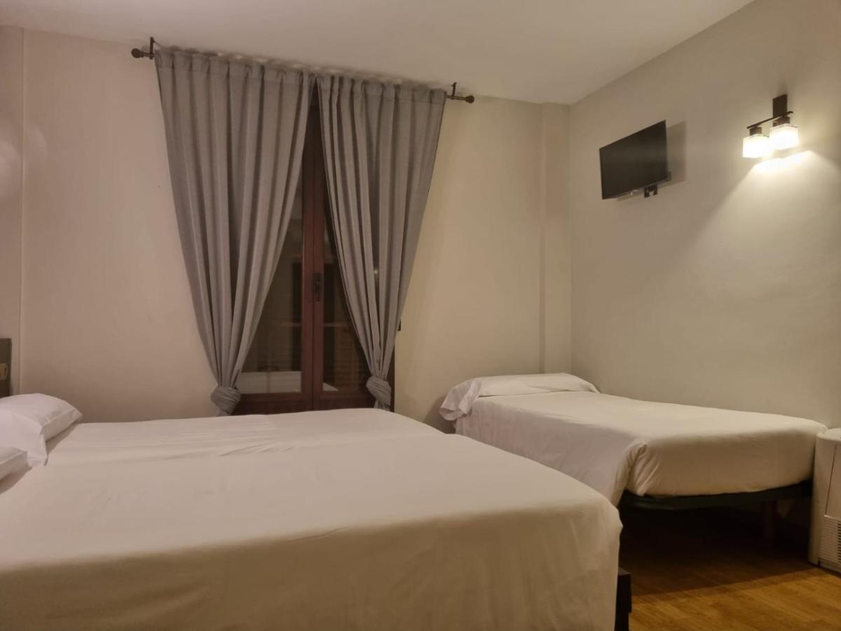 Triple Room,1185405703:JPEG