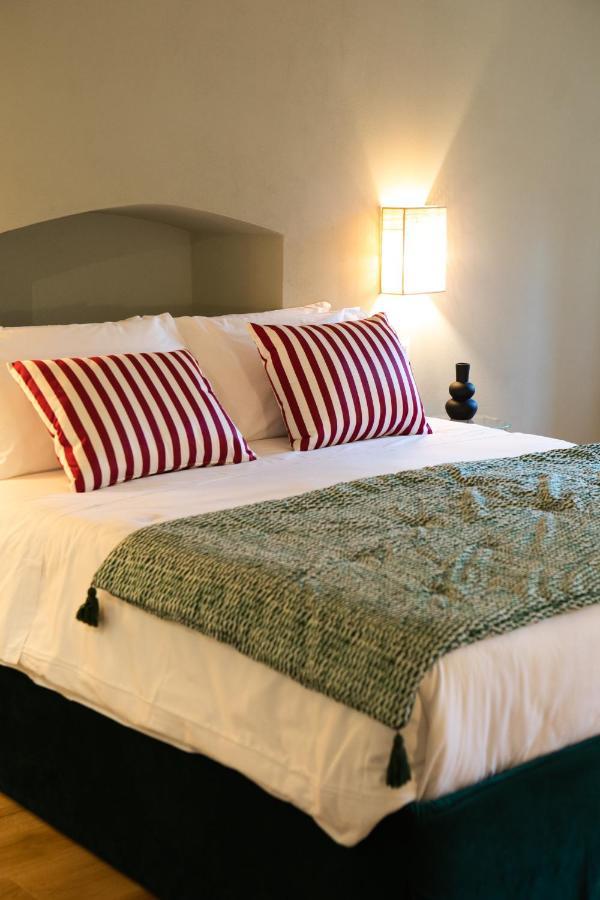 Superior Double or Twin Room,1185444376:JPEG
