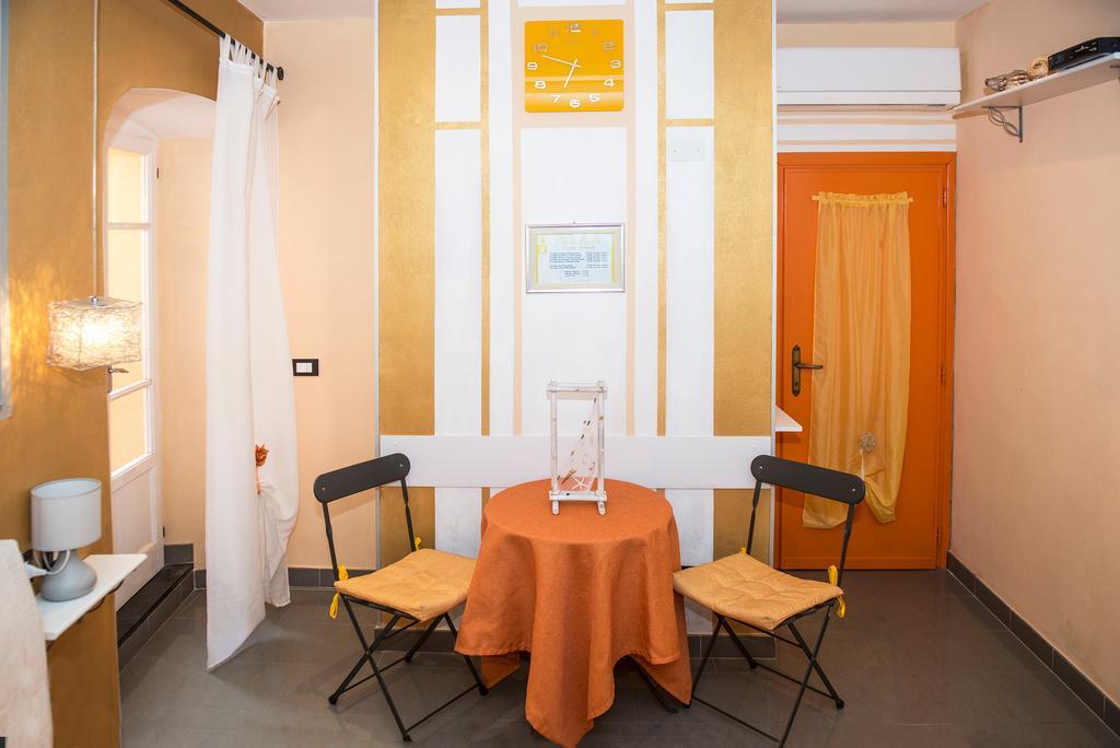 Double Room,118654039:JPEG