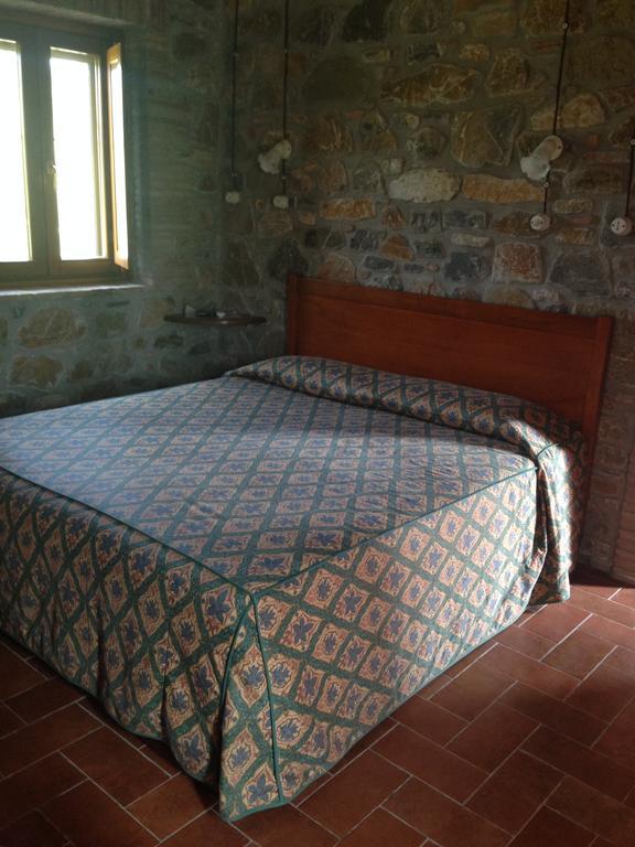 One-Bedroom Apartment Annex,118685473:JPEG