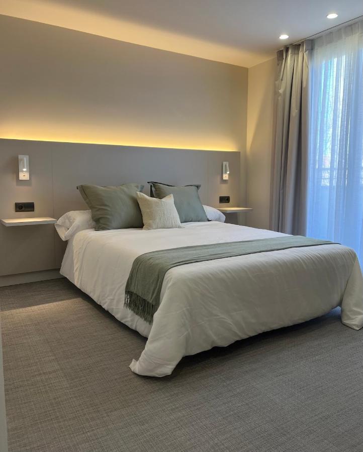 Double Room,1581287549:JPEG