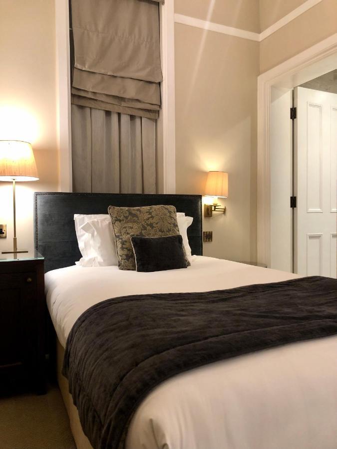 Classic Single Room