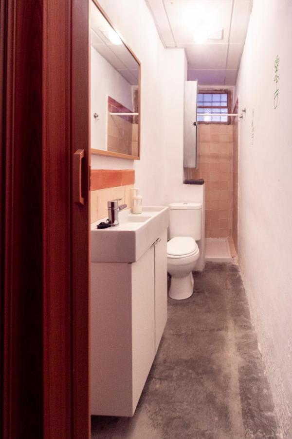 Quadruple Room Private Bathroom