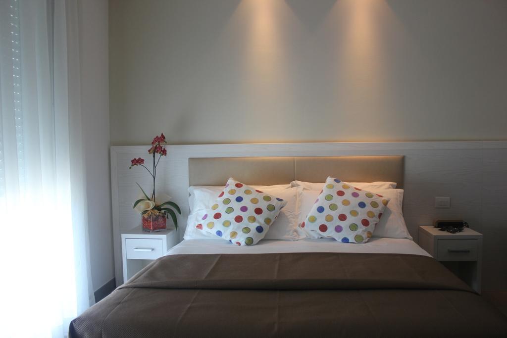Triple Room,404120925:JPEG