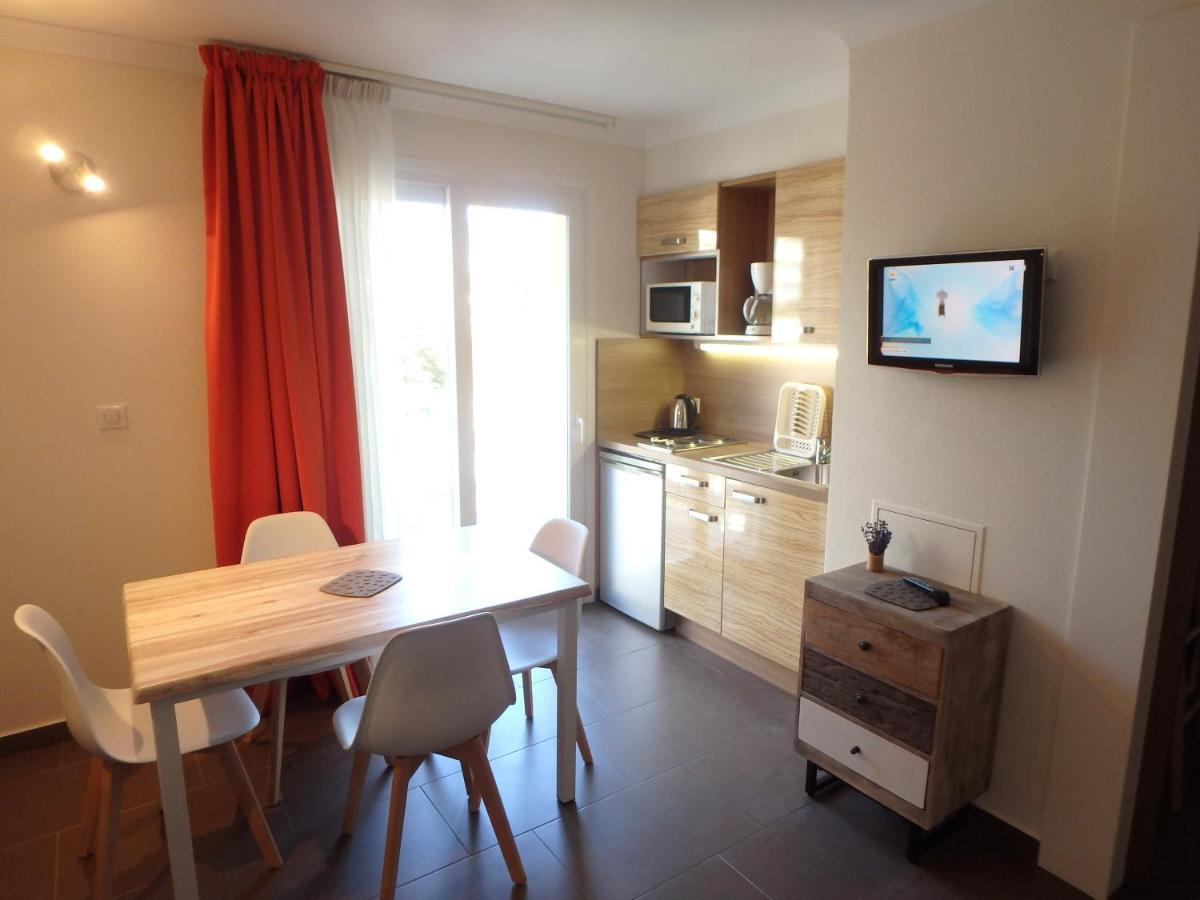 One-Bedroom Apartment Terrace North View