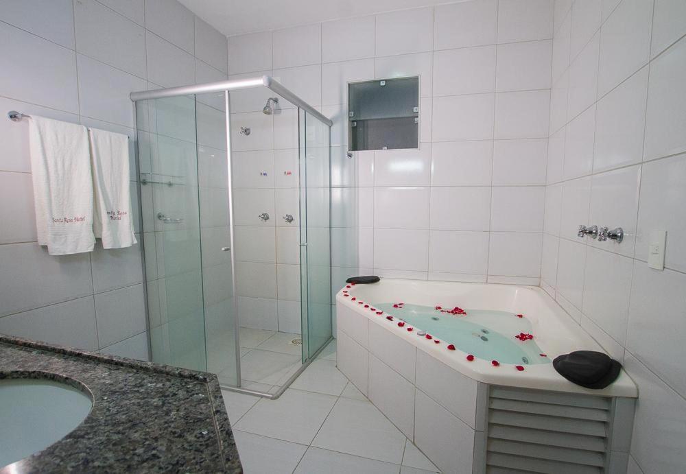 Queen Room Spa Bath