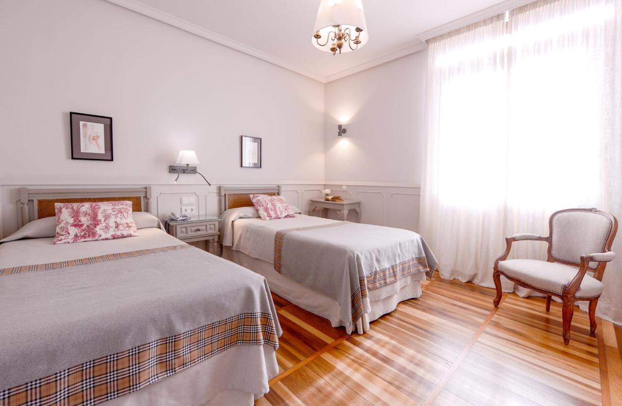 Double Room,1477204099:JPEG