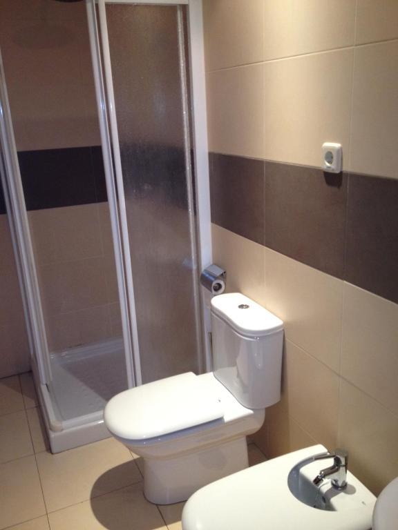 Double Room Private Bathroom,11937171:JPEG