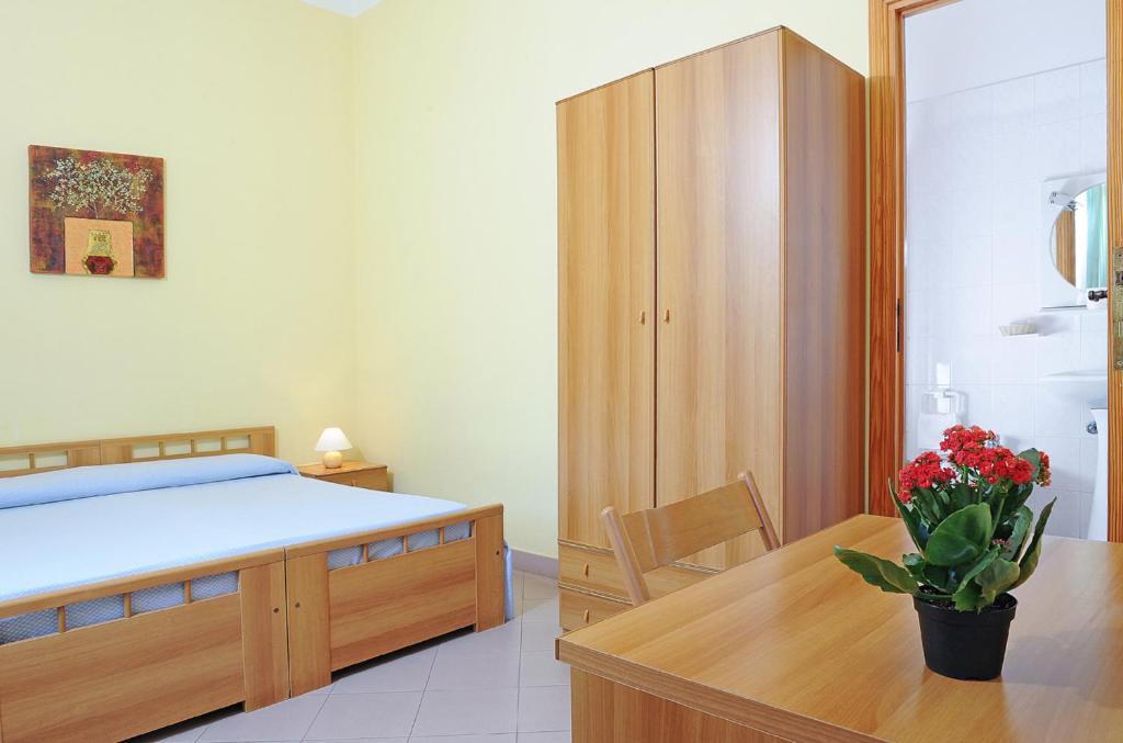 Standard Double Room,1181520820:JPEG