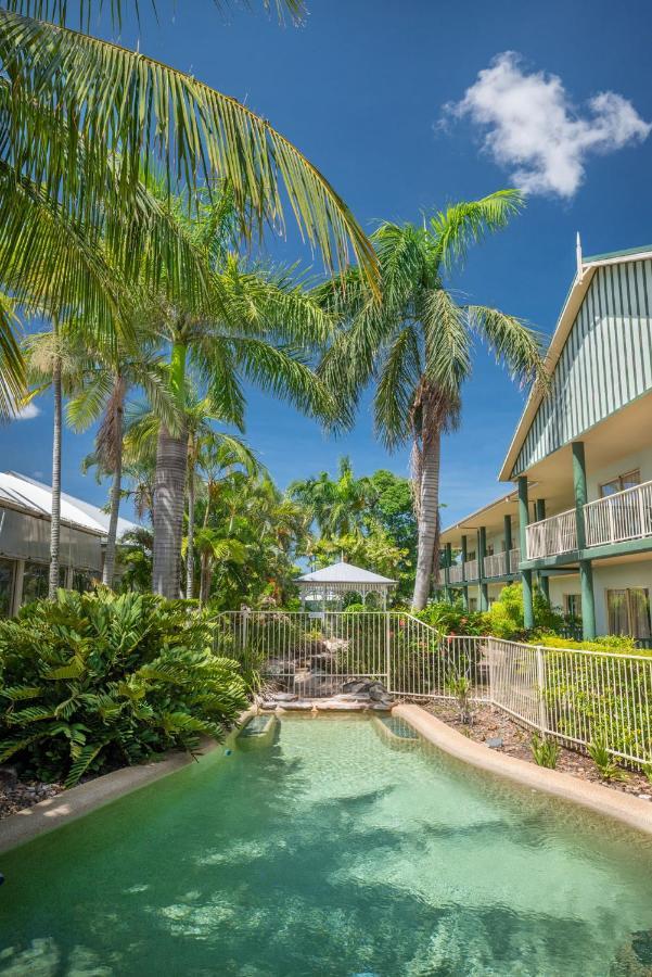 Double or Twin Room Garden View