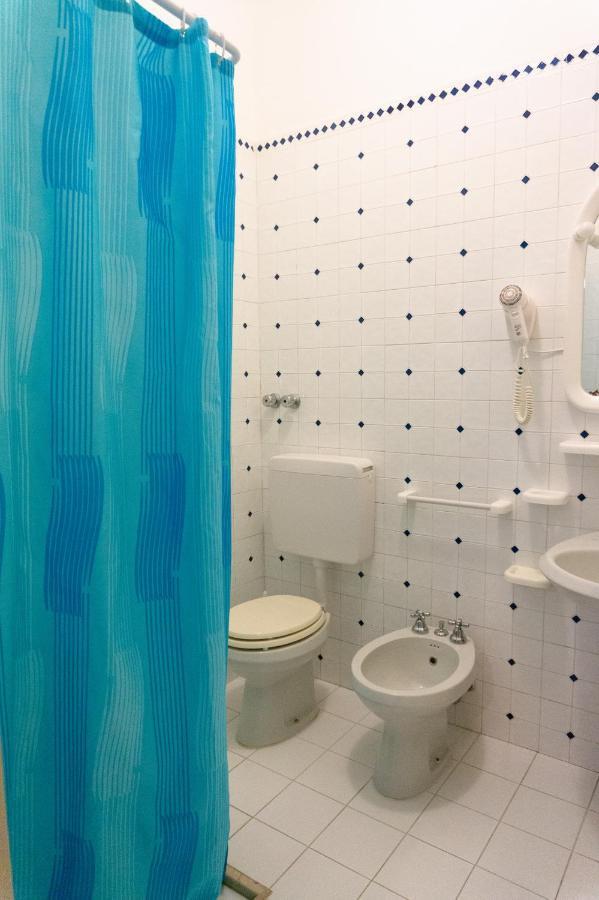 One-Bedroom Apartment,1216148779:JPEG