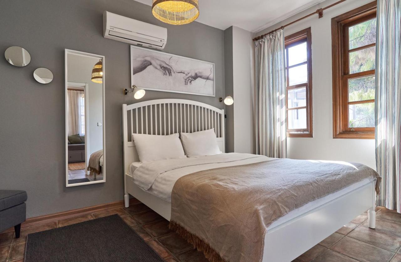 Apartment Garden View