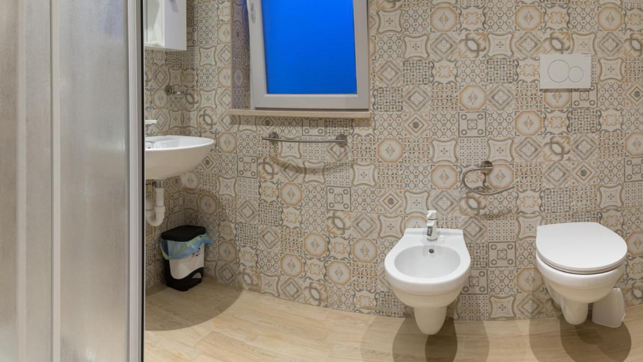 Quadruple Room Private Bathroom