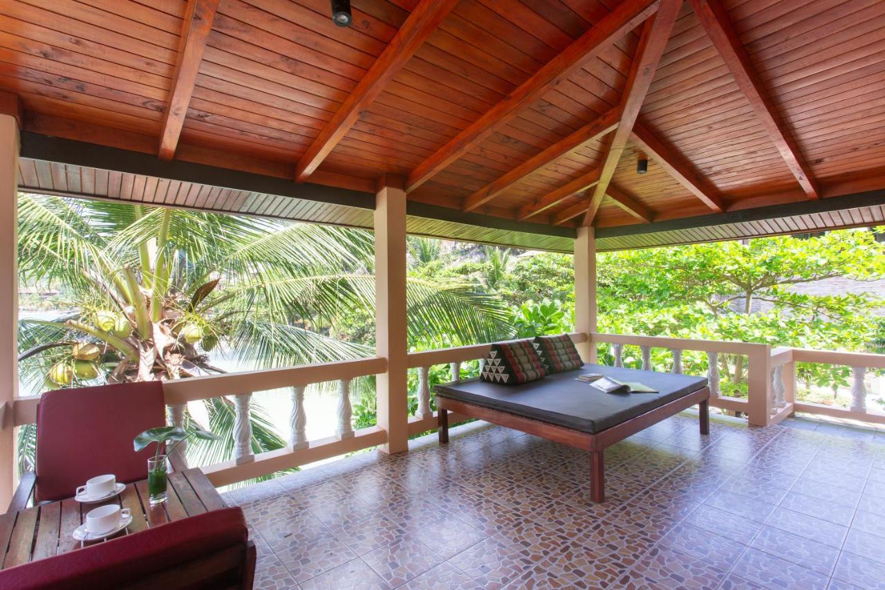 Family Sea View Bungalow