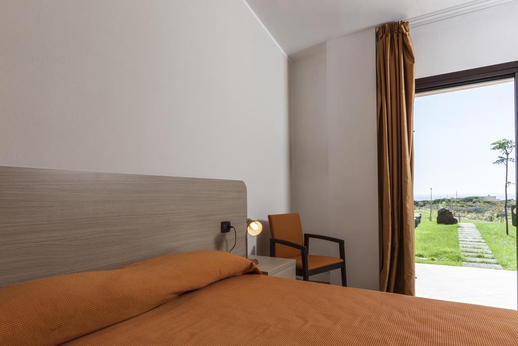 Deluxe Double or Twin Room Garden View,119279988:JPEG