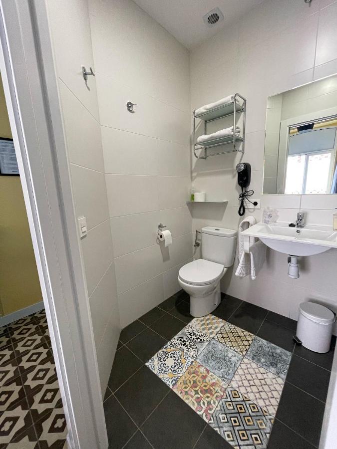 Double Room Private Bathroom