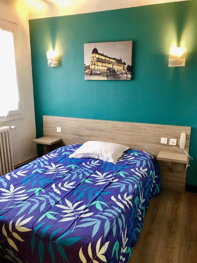 Double Room Shared Toilet