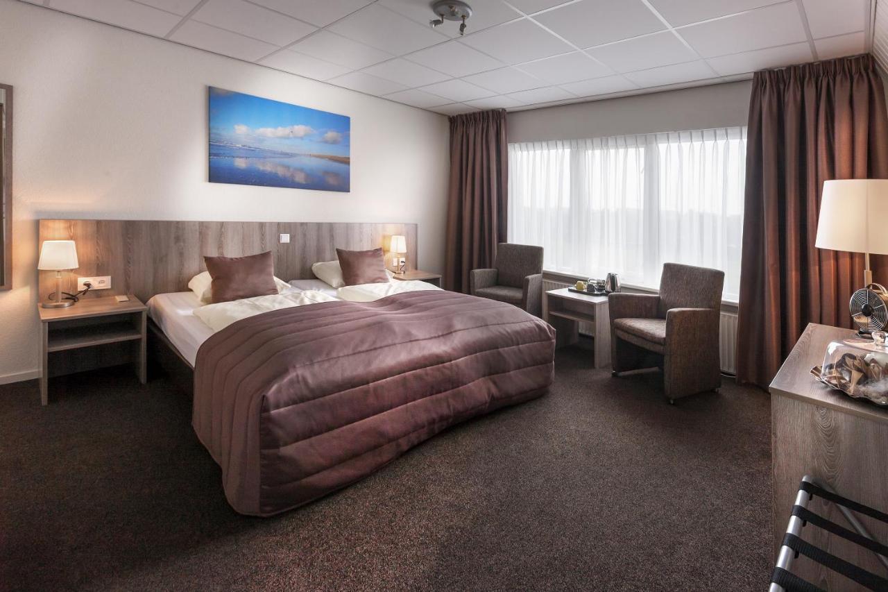 Executive Suite,1193405152:JPEG