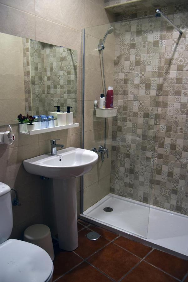 Basic Twin Room