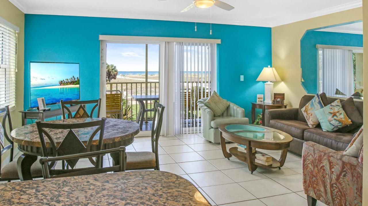 Two-Bedroom Apartment Private Balcony Ocean View