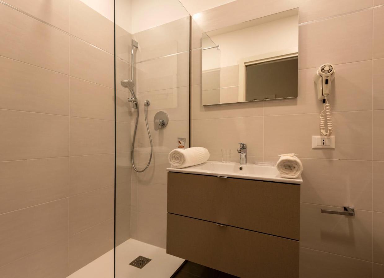 Large Single Room