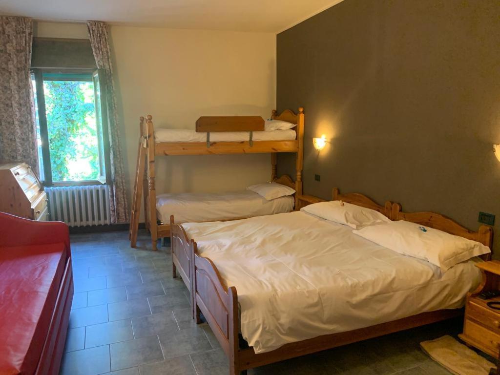 Classic Quadruple Room