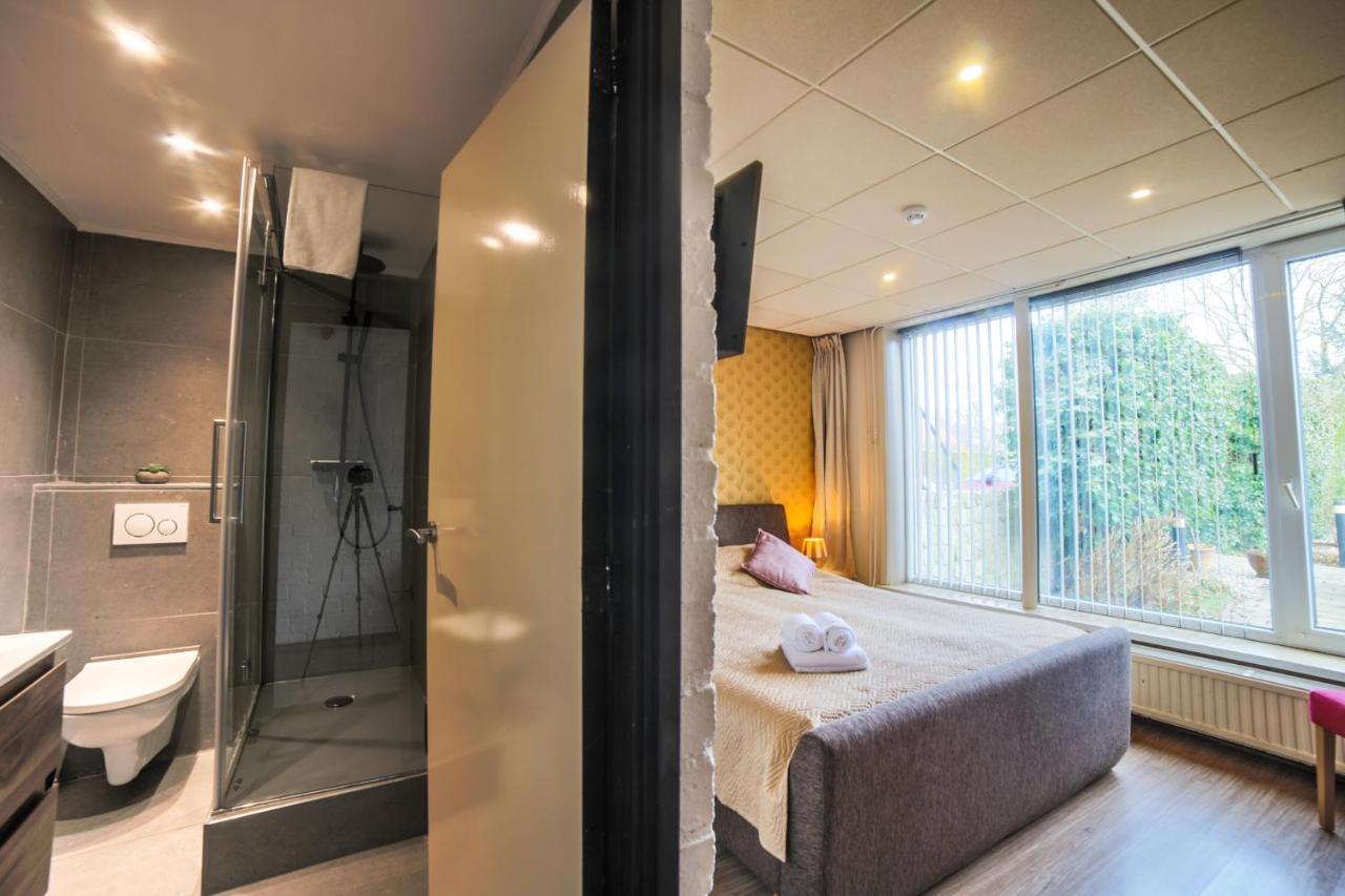Double or Twin Room Private Bathroom