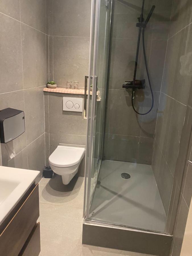 Double or Twin Room Private Bathroom
