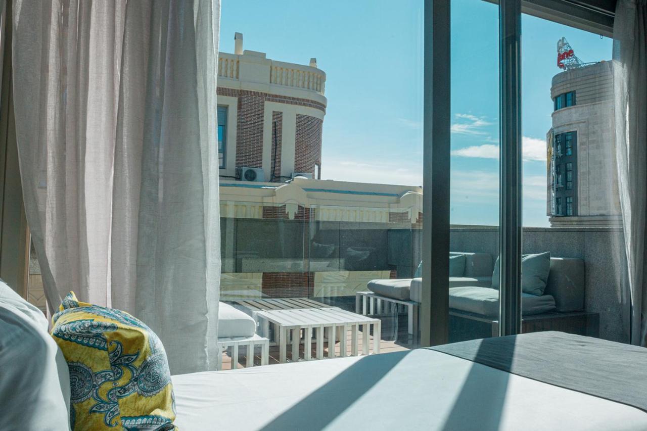 City-View 2 Bedroom Apartment terrace