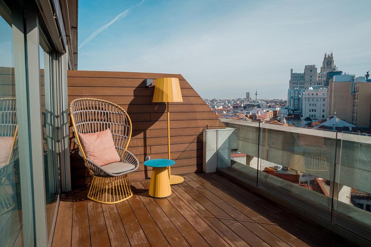 City-View 1 Bedroom Apartment terrace