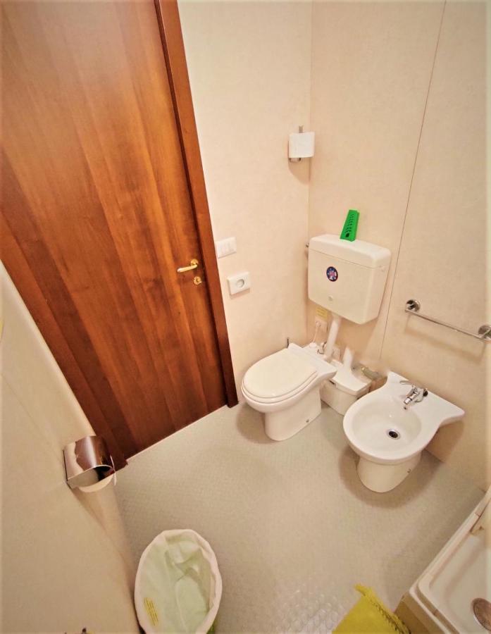 Double or Twin Room Private Bathroom