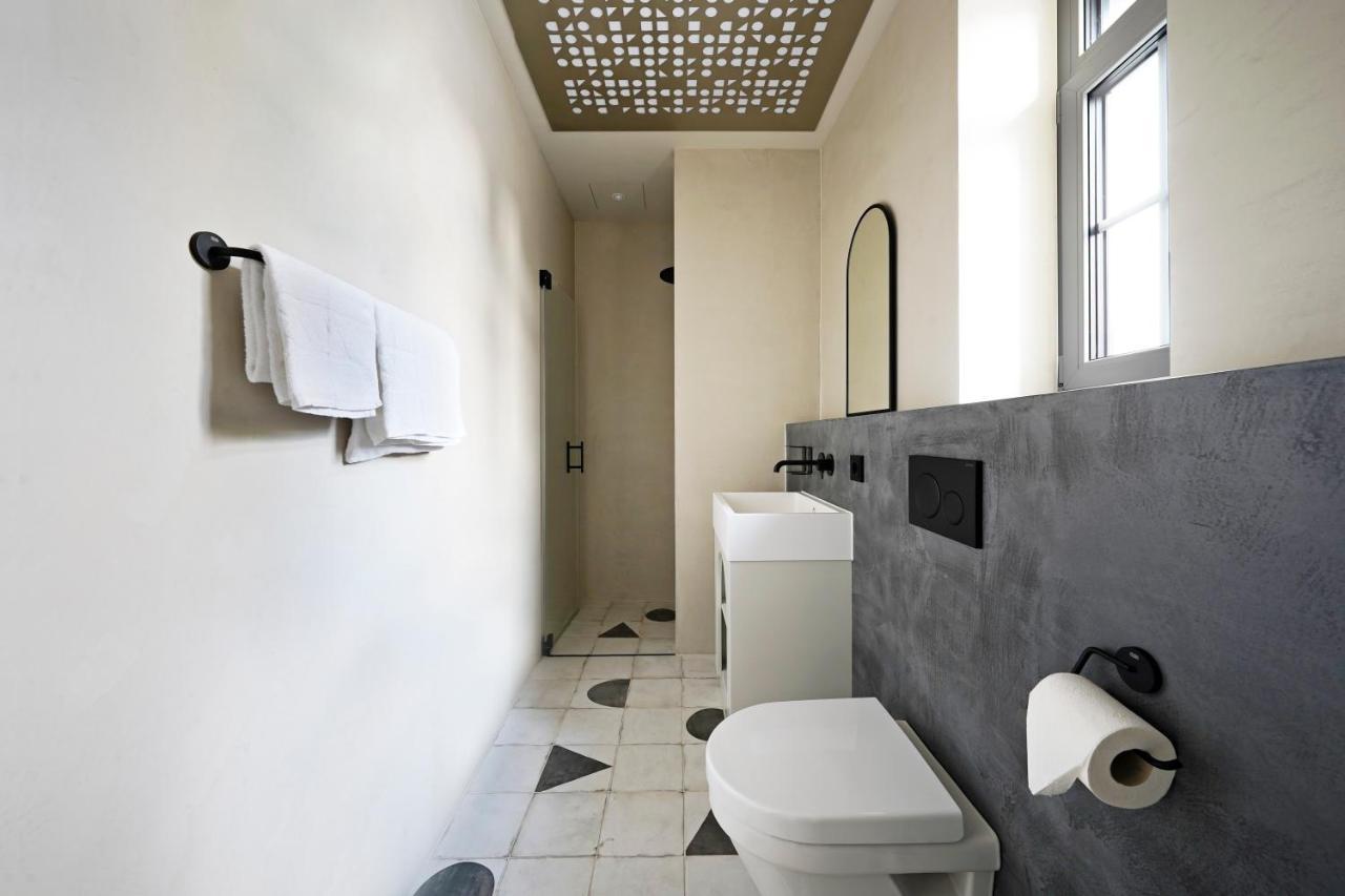 Standard Room,1592171205:JPEG