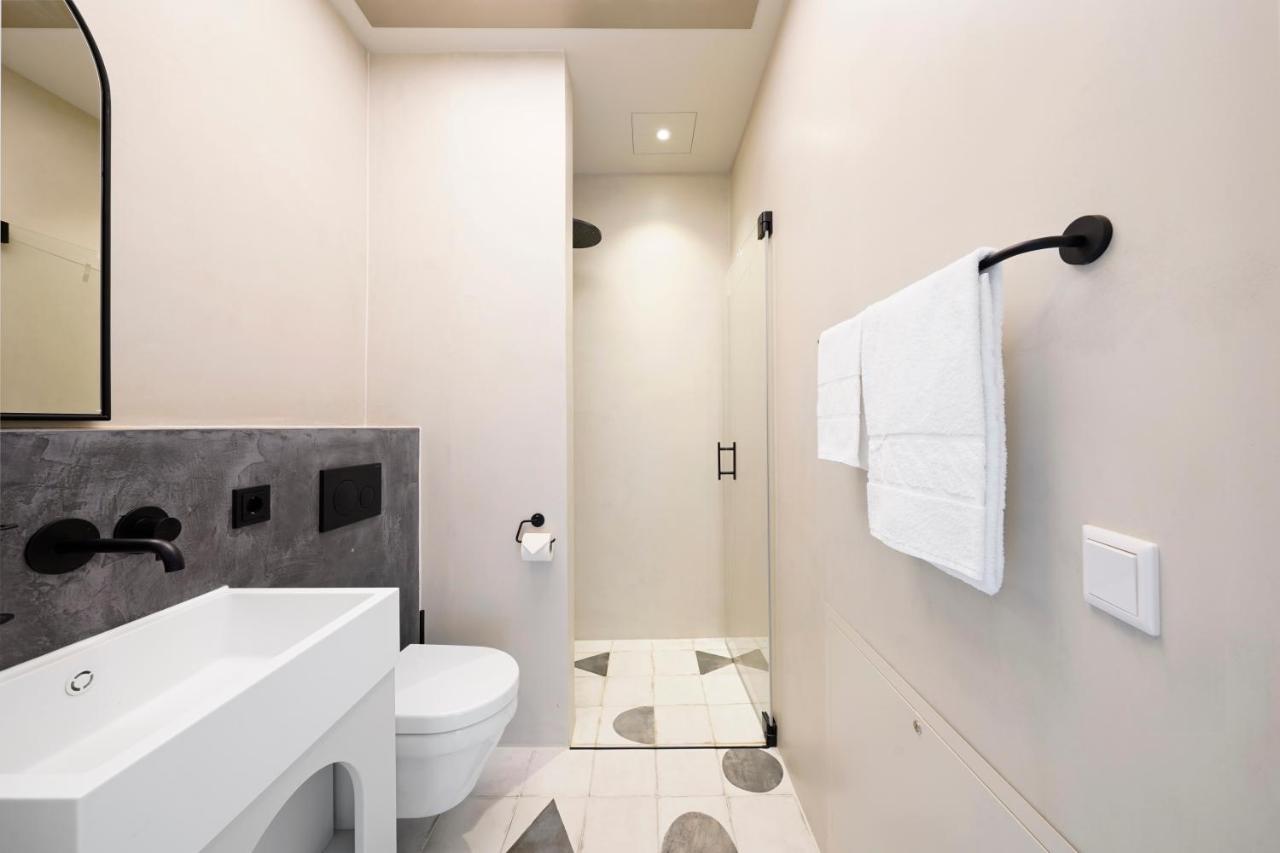 Medium Room Balcony
