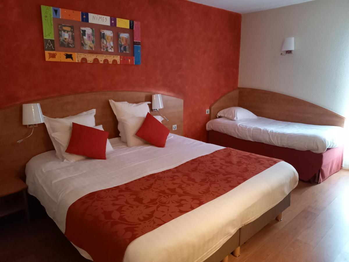 1 Double Bed 2 Single Beds Superior Room,1278556537:JPEG