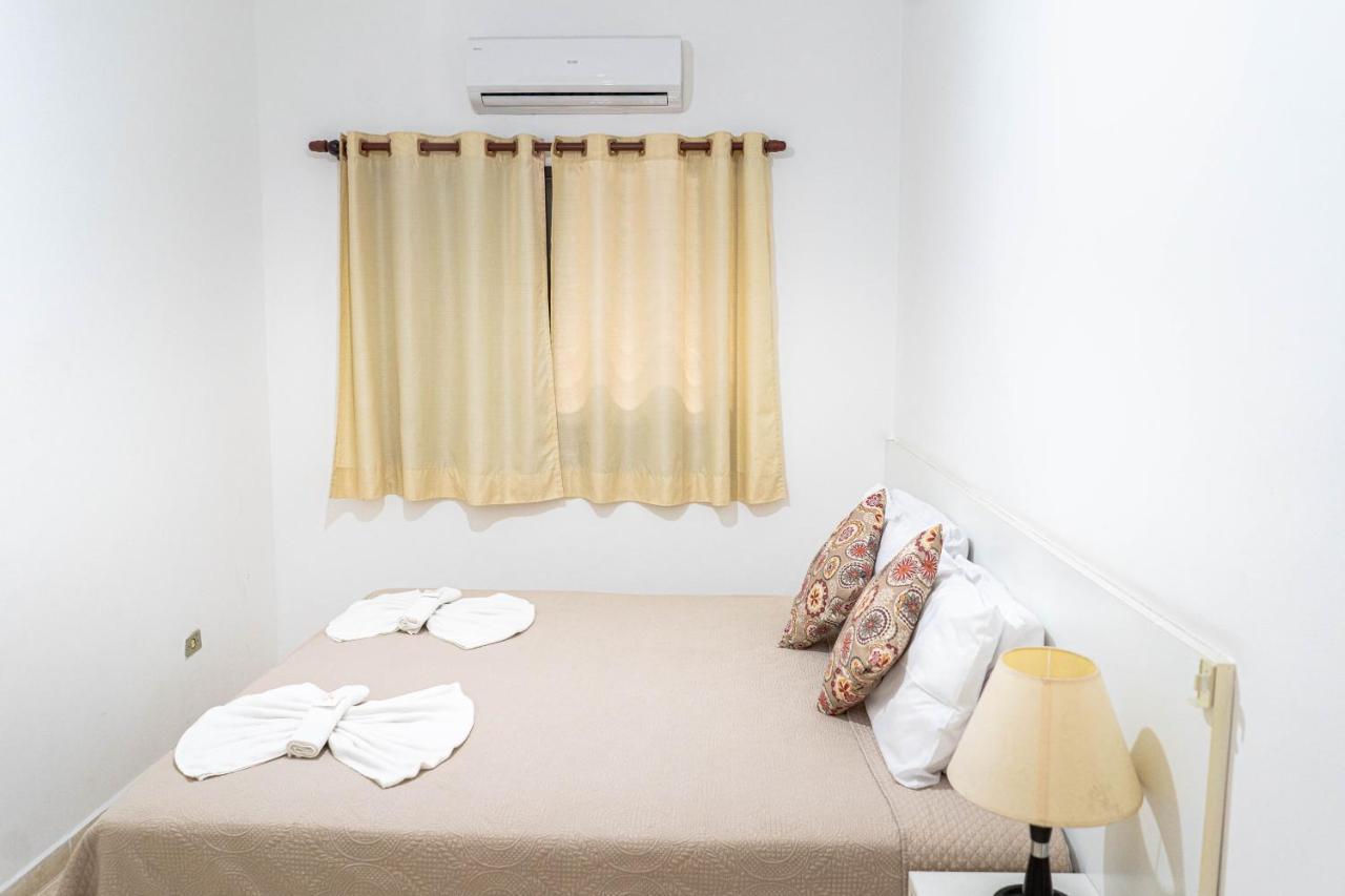 Deluxe One-Bedroom Apartment,1664688042:JPEG
