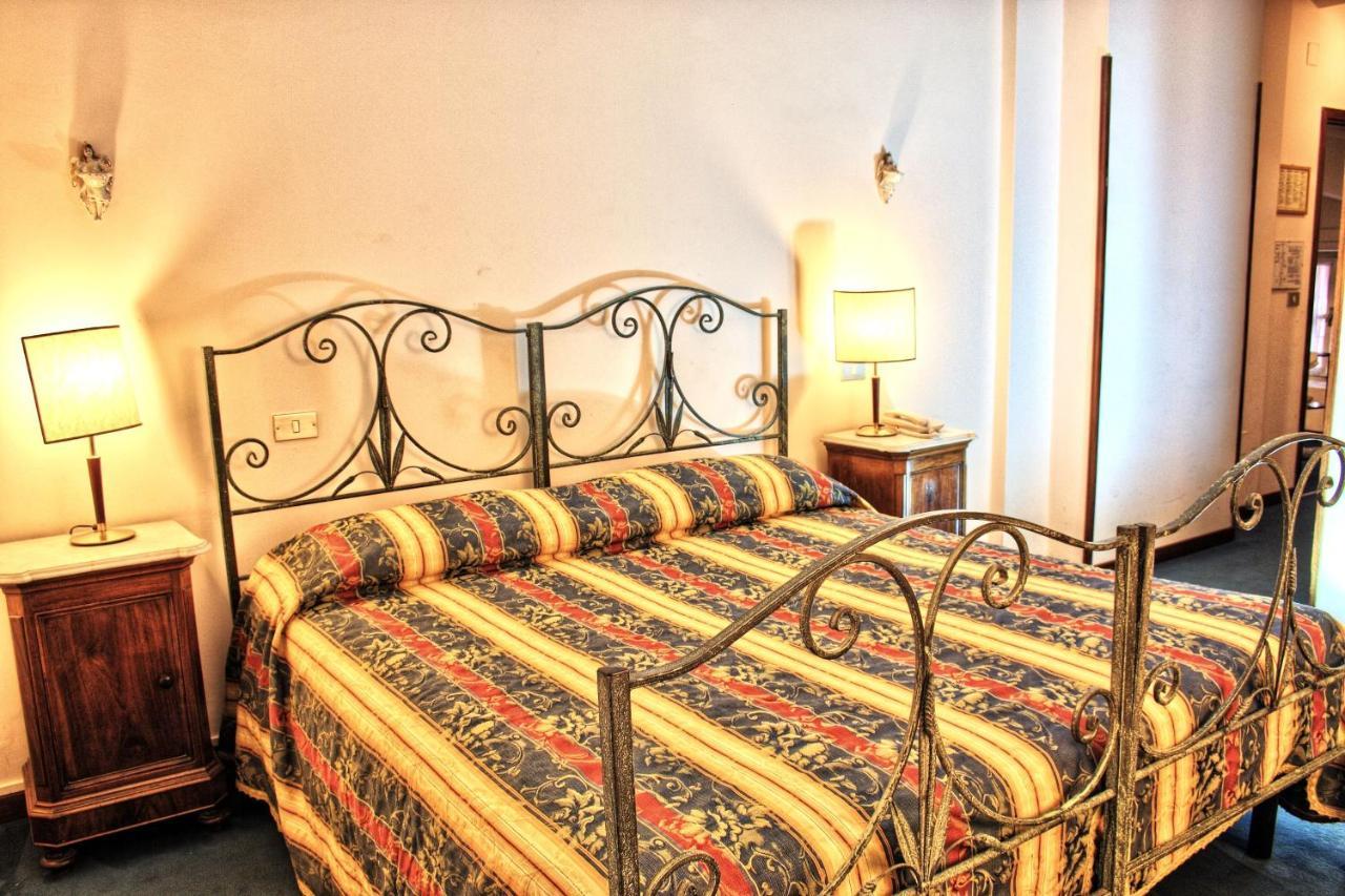 Double or Twin Room,1197259249:JPEG