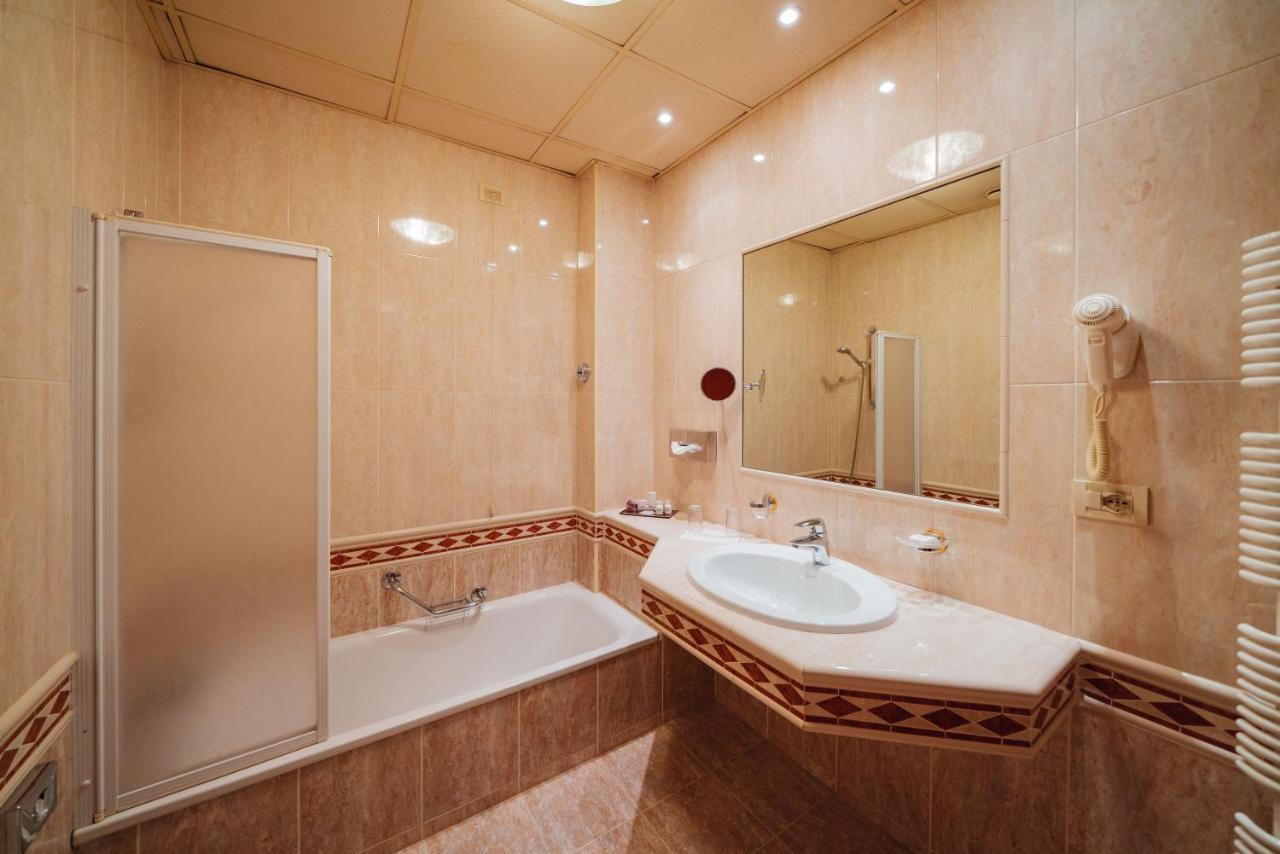 Comfort Single Room