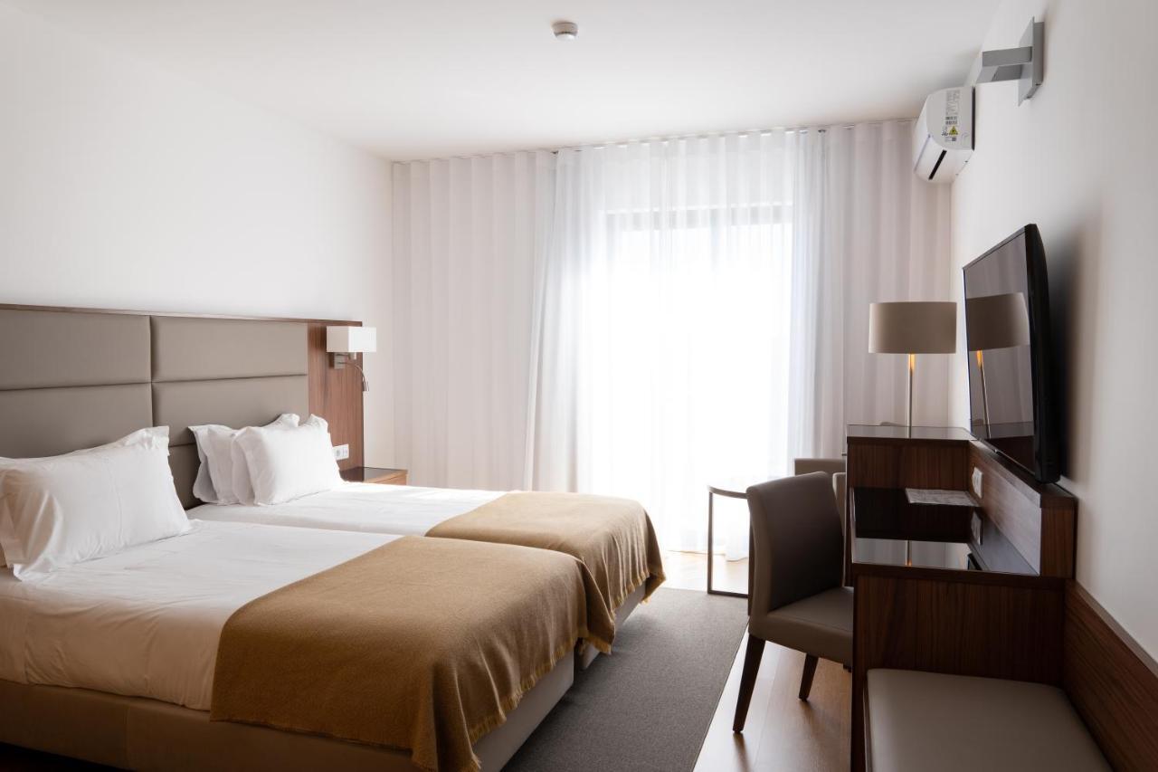Twin Room,1197885616:JPEG