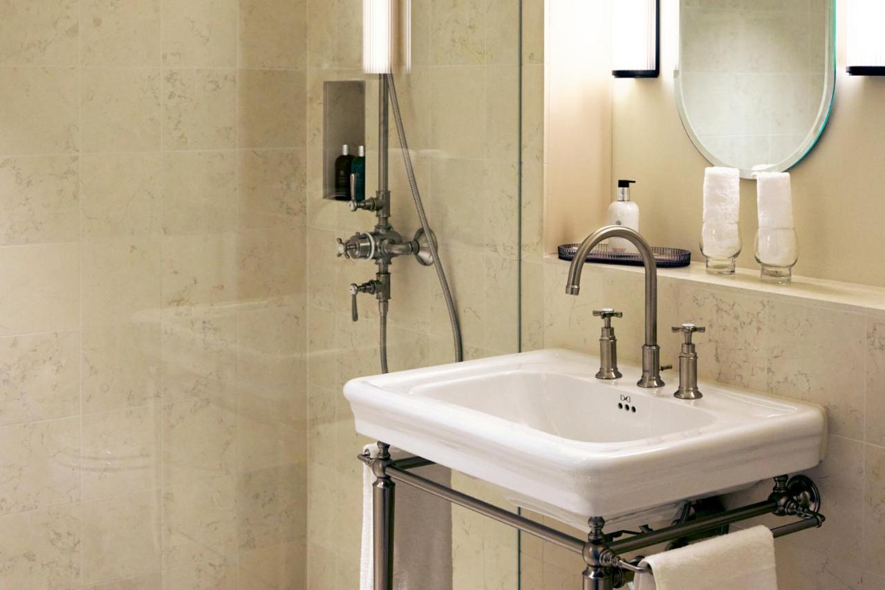 Superior Double Room Orangerie