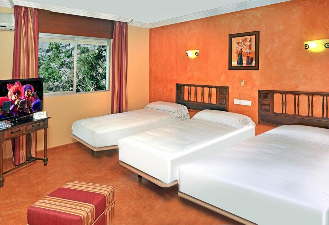 Double Room Extra Bed,786325899:JPEG