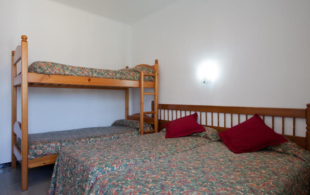 Standard Family Room,442805100:JPEG