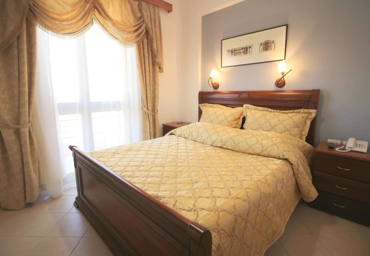King Room,1199730973:JPEG