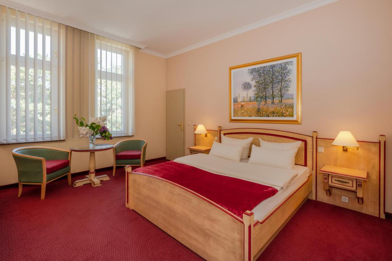 Double Room Land Side