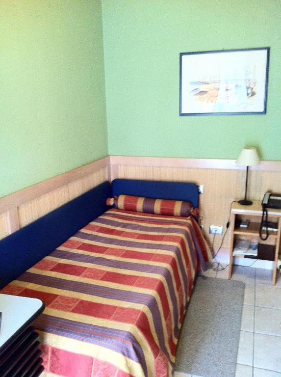 Single Room,1599654529:JPEG