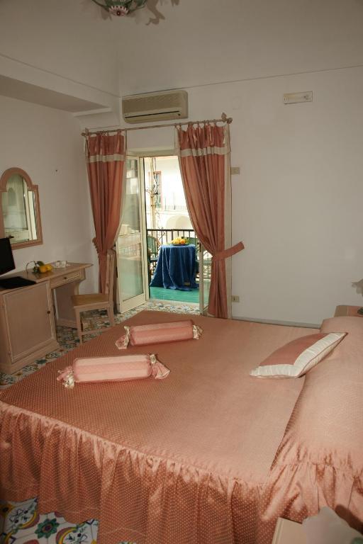 Deluxe Double Room Side Sea View,537509763:JPEG